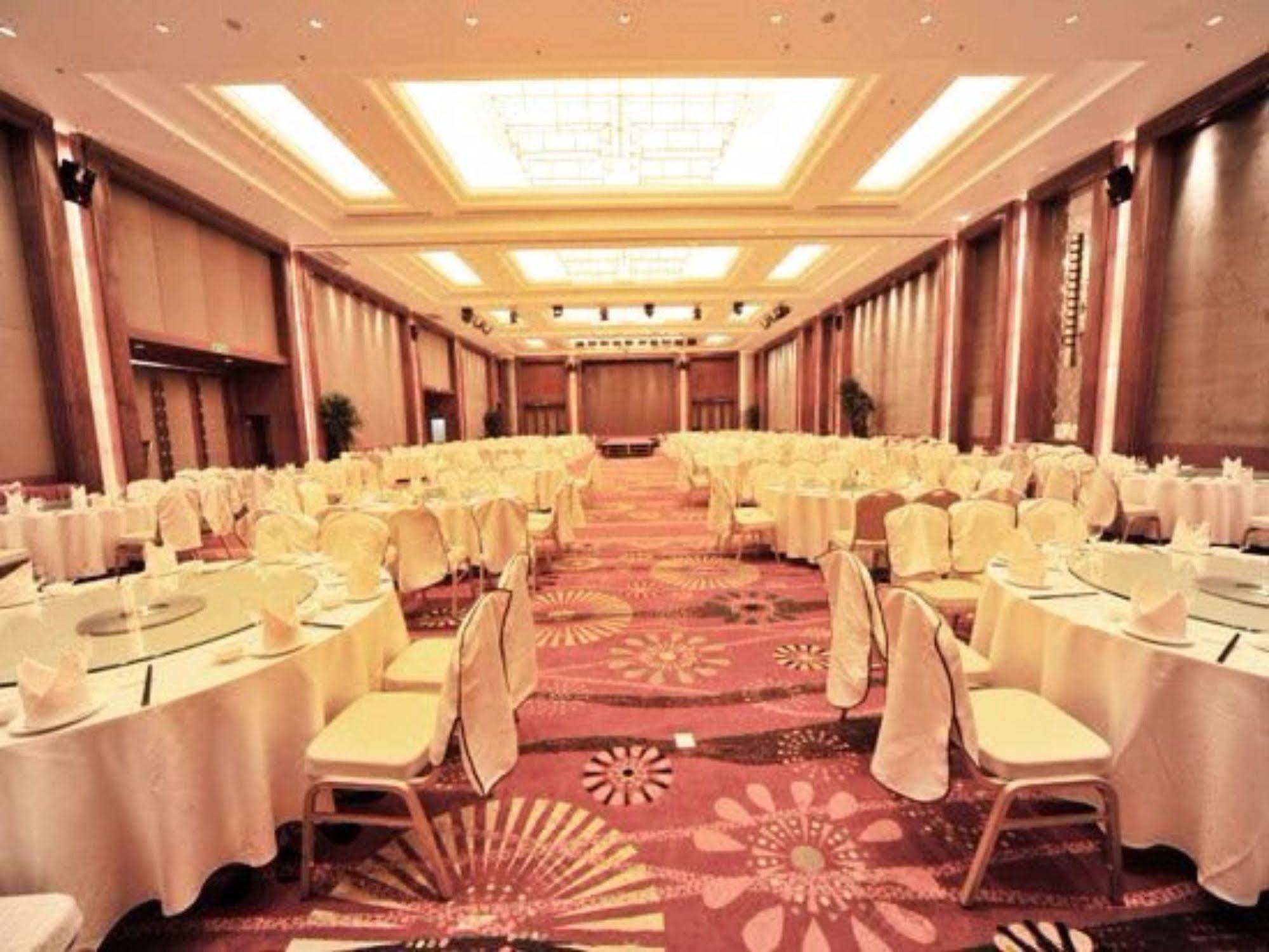 S&N Dalian Hotel Exterior foto