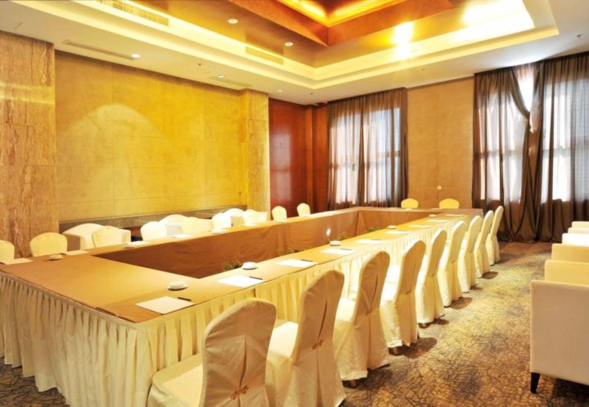 S&N Dalian Hotel Exterior foto