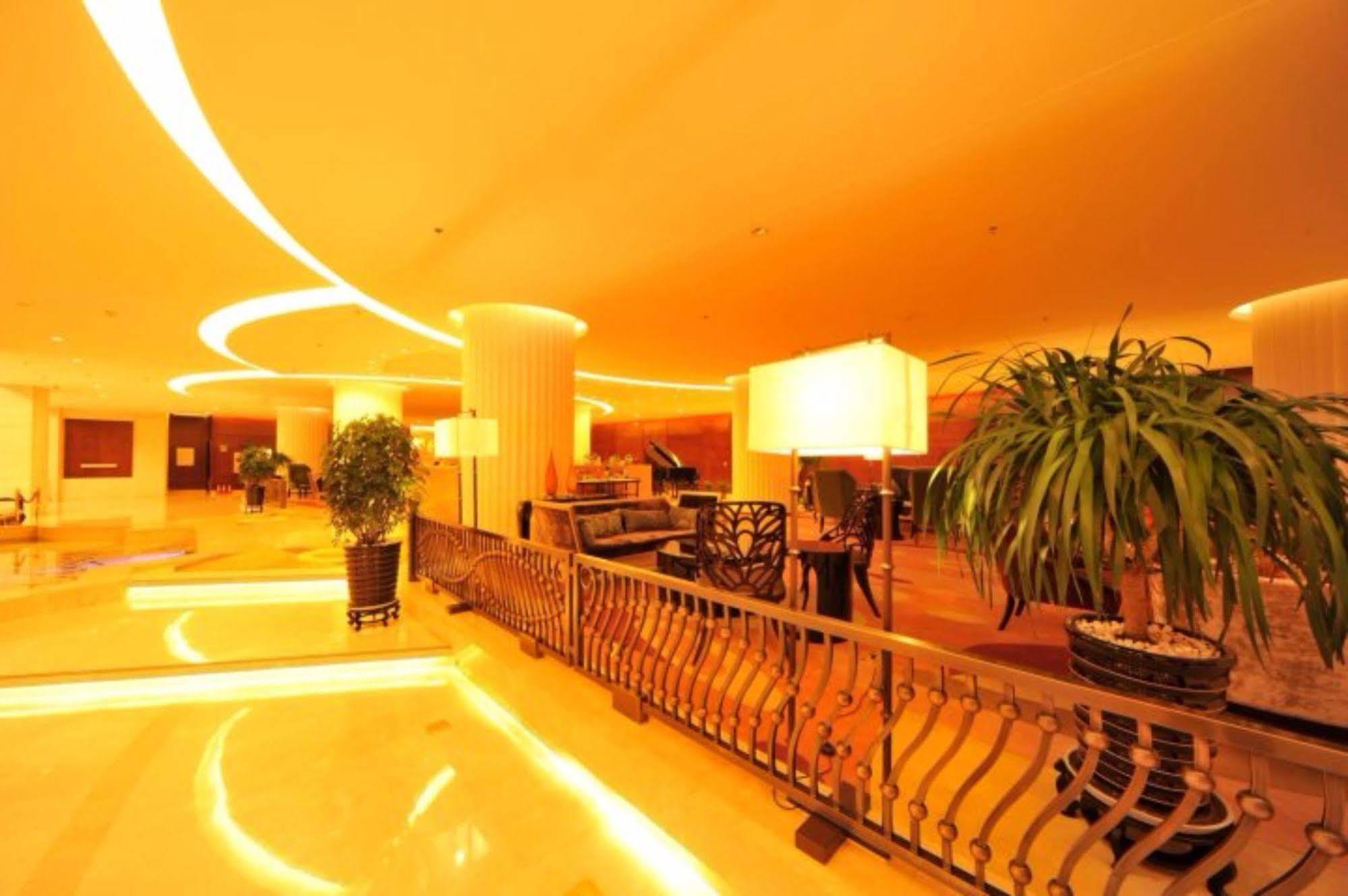 S&N Dalian Hotel Exterior foto